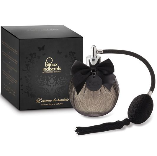 Imagen que nos facilita BIJOUX ACCESORIES OF PASSION de su producto erótico BIJOUX - ESENCIA DE BOUDOIR PERFUMADOR DE SABANAS 130 ML para nuestra categoría "DROGUERÍA |Perfumes".