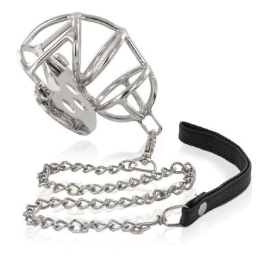 Imagen que nos facilita METAL HARD de su producto erótico METAL HARD - ANILLO CASTIDAD METAL CON CORREA para nuestra categoría "BDSM & BONDAGE |Artículos BDSM|Jaulas Pene BDSM".