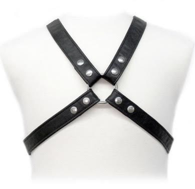 Imagen que nos facilita LEATHER BODY de su producto erótico LEATHER BODY - LASIC HARNESS IN GARMENT para nuestra categoría "MODA & LENCERÍA|Lencería Hombre|Arneses Hombre".