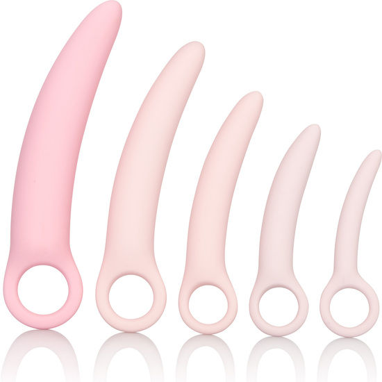 Imagen que nos facilita CALEXOTICS de su producto erótico CALEXOTICS - INSPIRE KIT DILATADOR VAGINAL SILICONA 5 PCS para nuestra categoría "JUGUETES BIENESTAR |Juguetes para Mujeres|Dilatador Vaginal-Anal".