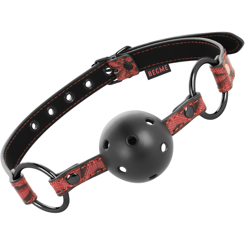 Imagen que nos facilita BEGME RED EDITION de su producto erótico BEGME - RED EDITION MORDAZA CUERO VEGANO para nuestra categoría "BDSM & BONDAGE |Bondage|Mordazas".