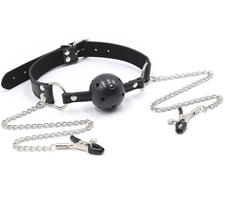 Imagen que nos facilita OHMAMA FETISH de su producto erótico OHMAMA FETISH - MORDAZA BOLA CON RESPIRADEROS Y PINZAS PEZONES para nuestra categoría "BDSM & BONDAGE |Bondage|Mordazas".