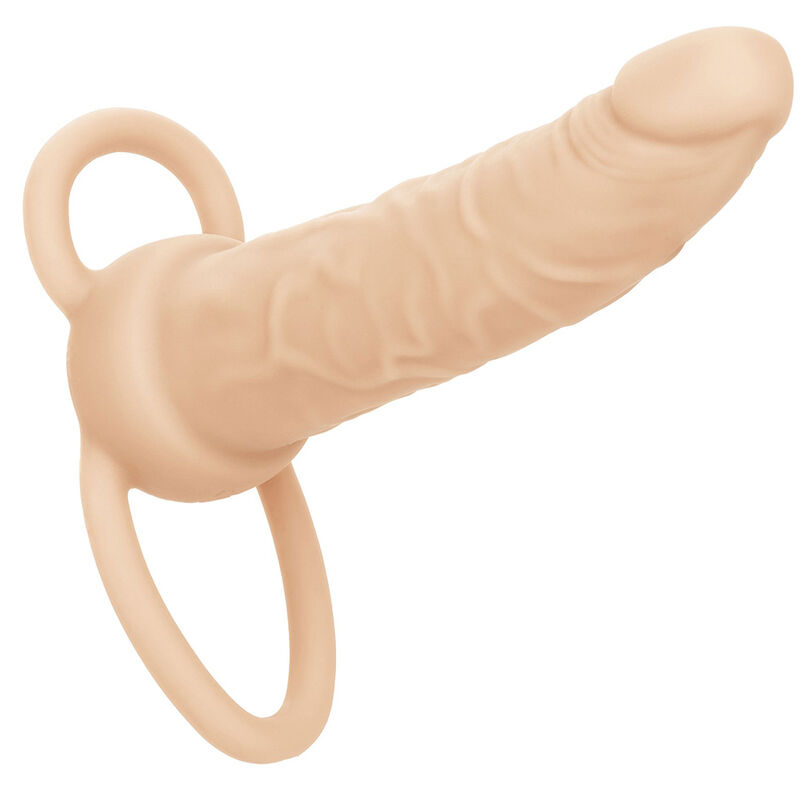 Imagen que nos facilita CALEXOTICS de su producto erótico CALEXOTICS - PERFORMANCE MAXX DOBLE PENETRADOR RECARGABLE PIEL CLARO para nuestra categoría "JUGUETES BIENESTAR |Juguetes para Hombres|Accesorios para el pene|Anillos Pene|Anillos para Doble Penetración".