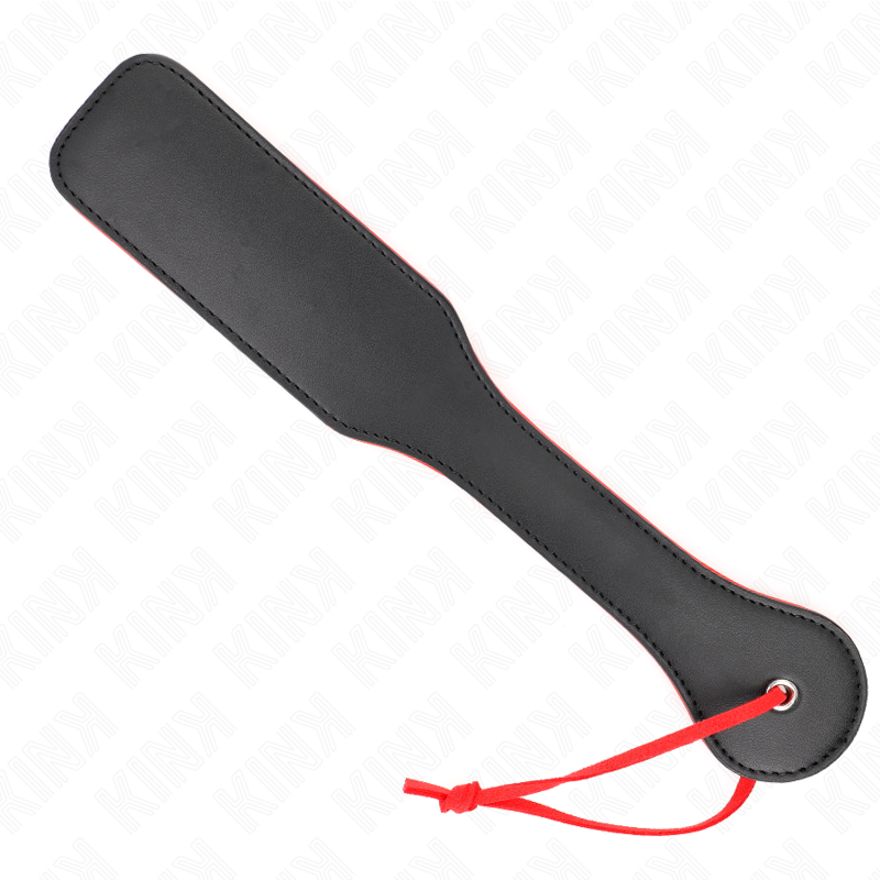 Imagen que nos facilita KINK IMPACT & TOUCH de su producto erótico KINK - PALA DE DOS CARAS ROJO Y NEGRO 32 X 6 CM para nuestra categoría "BDSM & BONDAGE |Artículos BDSM|Palas BDSM".