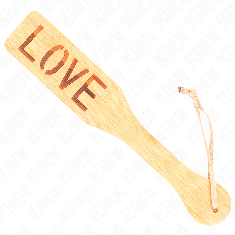 Imagen que nos facilita KINK IMPACT & TOUCH de su producto erótico KINK - PALA DE BAMBÚ PALABRA LOVE 32 X 5.5 CM para nuestra categoría "BDSM & BONDAGE |Artículos BDSM|Palas BDSM".