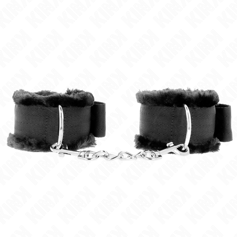 Imagen que nos facilita KINK WRIST RESTRAINT de su producto erótico KINK - MUÑEQUERAS FORRADA NEGRO AJUSTABLE 17-31 CM X 7 CM para nuestra categoría "BDSM & BONDAGE |Bondage|Esposas de fijación".