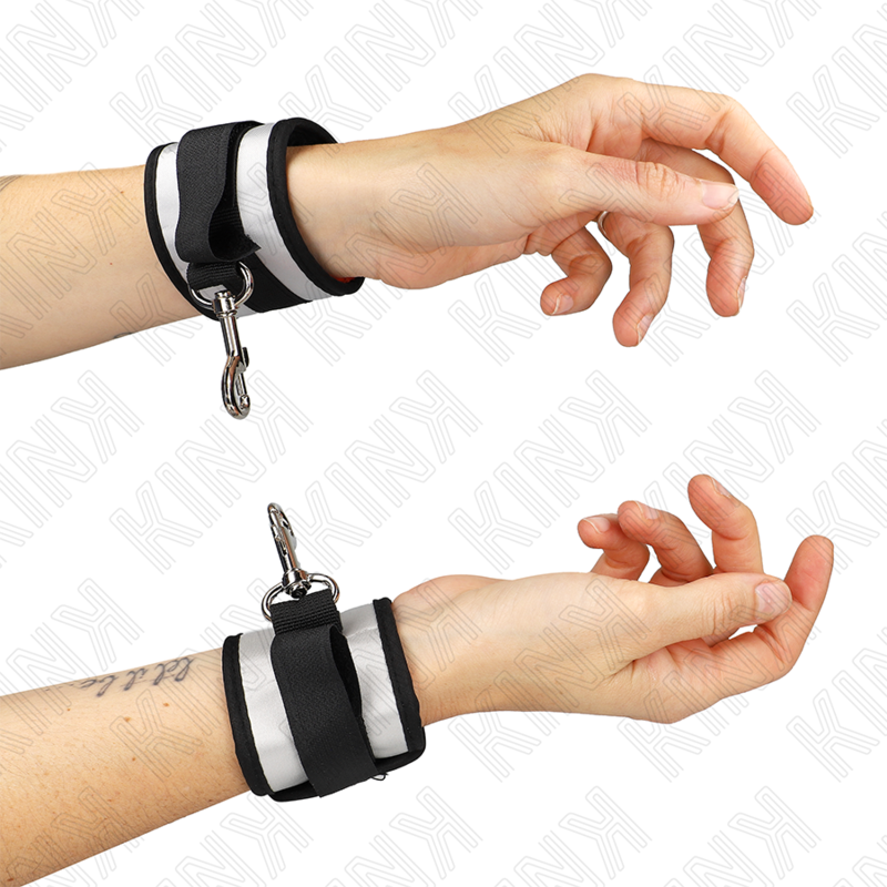 Imagen que nos facilita KINK WRIST RESTRAINT de su producto erótico KINK - MUÑEQUERAS NEOPRENO GRISES 23 X 5 CM para nuestra categoría "BDSM & BONDAGE |Bondage|Esposas de fijación".